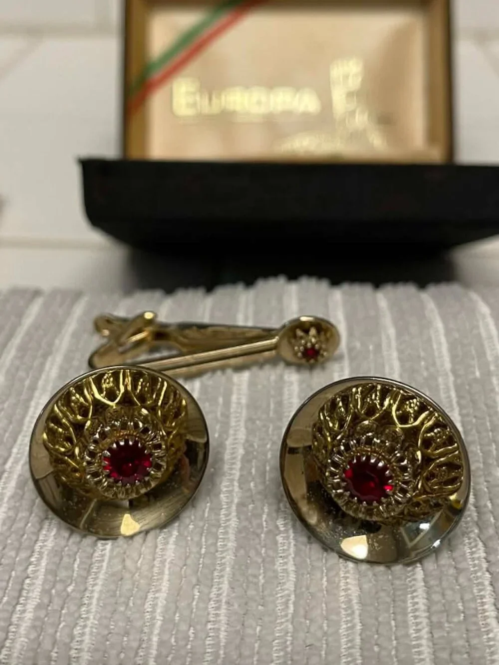 Europa cuff links and tie clip